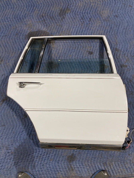 1976-1979 Cadillac Seville Right Passenger Side Rear Door White OEM #1760M