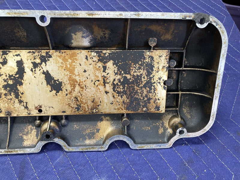 1984-1991 BMW 318i 325i E30 Engine Valve Cover Head Top  OEM #2577M