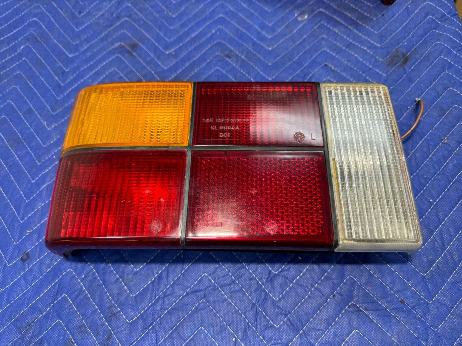 1979-1984 Volvo 240 242 244 Sedan 5 Panel Tail Light Left Rear Lamp OEM #3293E