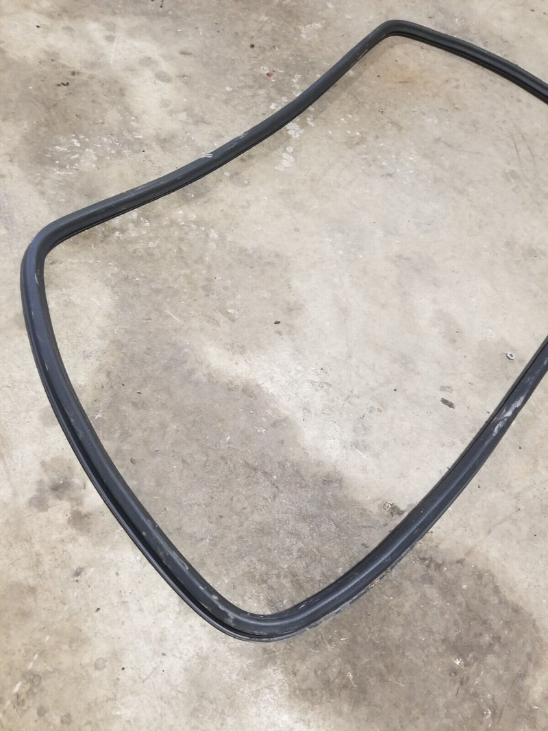 1984-93 BMW E30 318i 325i TRUNK LID GASKET WEATHERSEAL DECK SEAL OEM #CN590