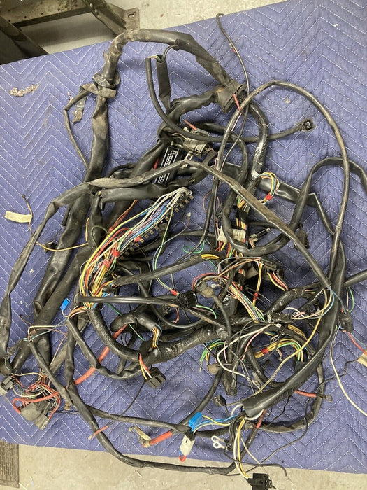 1975-1985 Volvo 242 240 244 245 Body Wiring Harness Full Complete OEM #1668M