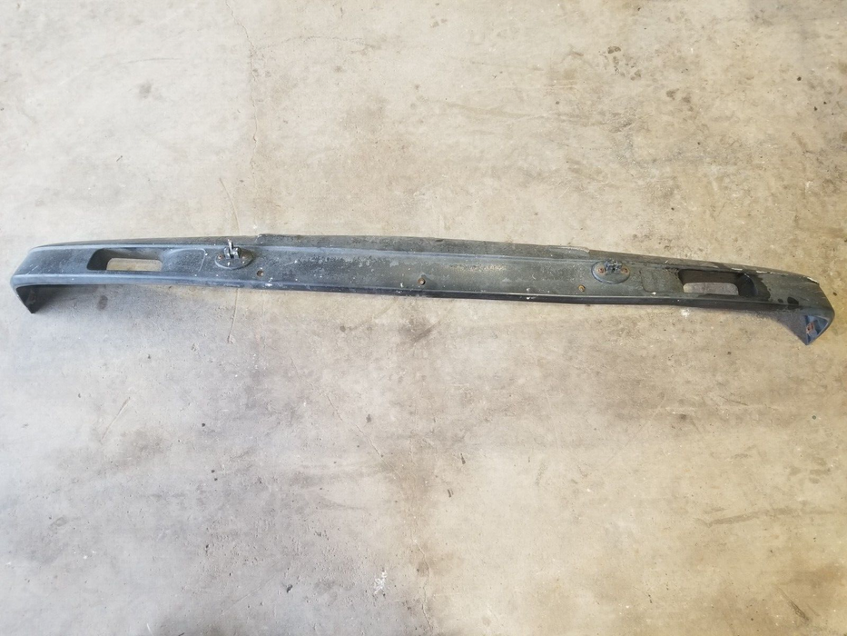 1984-93 BMW E30 318i 325i FRONT BUMPER APRON TRIM COVER 1911983 OEM #CN597