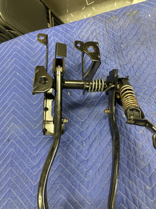 2004-2007 Volvo S60R S60 V70R Clutch Pedal  Manual Brake Assembly OEM #2869M