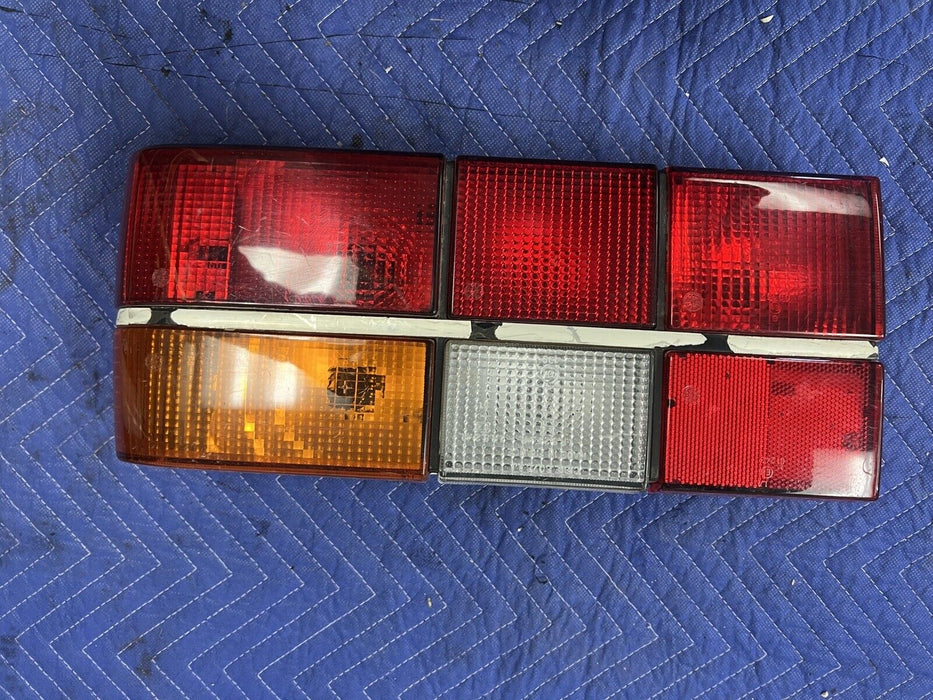 1986-1993 Volvo 240 245 Passenger Right Tail Light France CIBIE 8076 AJ #3183E