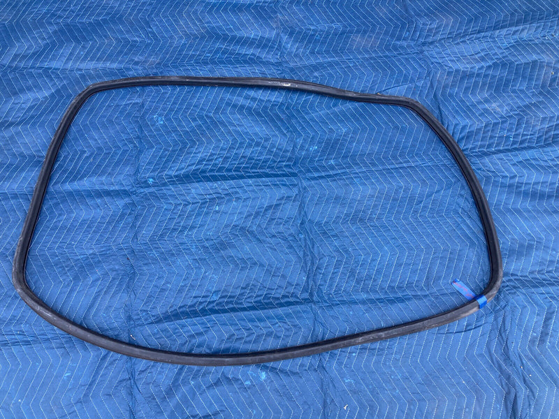 1982-1994 BMW E30 318i 325i Front Windshield Gasket Seal Weatherstripping #2258M