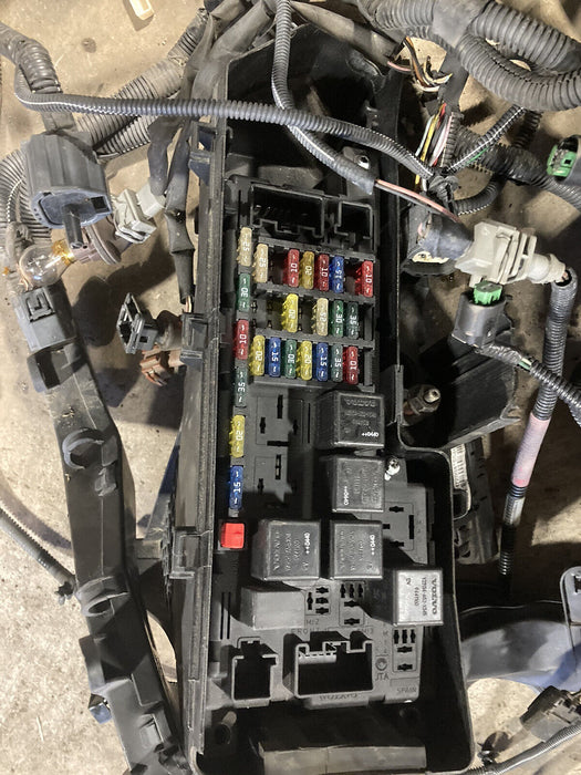 2005-2007 Volvo S60R S60 V70R Engine Bay Main Wiring Harness Fuse Box OEM #1448M