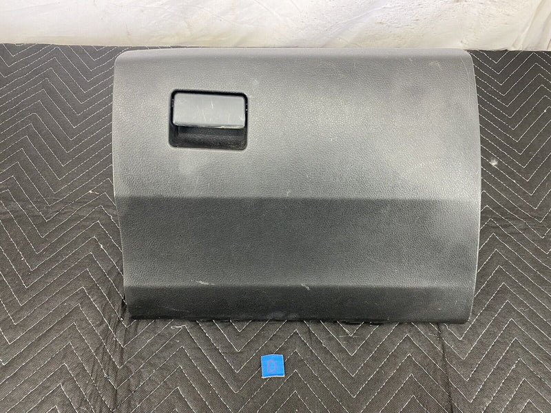 2009-2010 Pontiac Vibe Right Passenger Dash Glove Box Assembly Door OEM #3101E