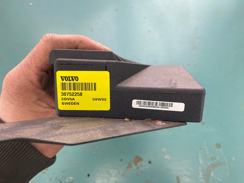 2005-2007 Volvo S60R S60 V70R Stereo Amp Amplifier Unit 30752258 HU-850 #2693E
