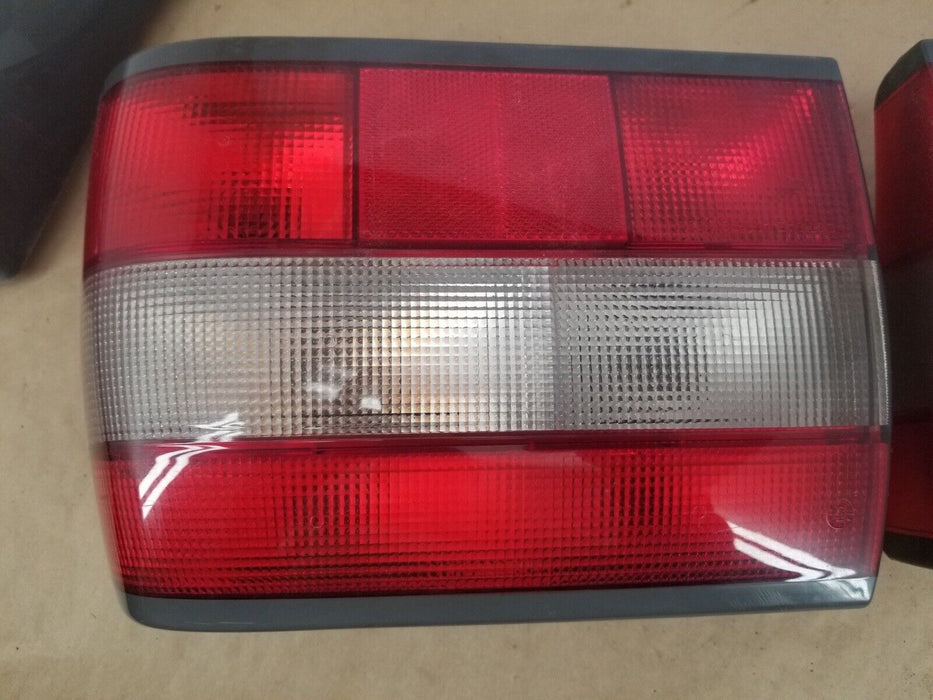 1993-1997 Volvo 850 850R Sedan Rear Tail Light Set Deck Lid & Sides OEM #2877E