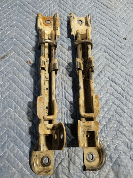 2003-2008 EX HONDA ELEMENT PAIR OF REAR SEAT BRACKET RAIL TRACKS #113CN