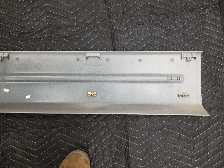 1988-1994 Chevy C/K 1500 Rear Cab Center Trim Panel OEM Light Gray #287AN