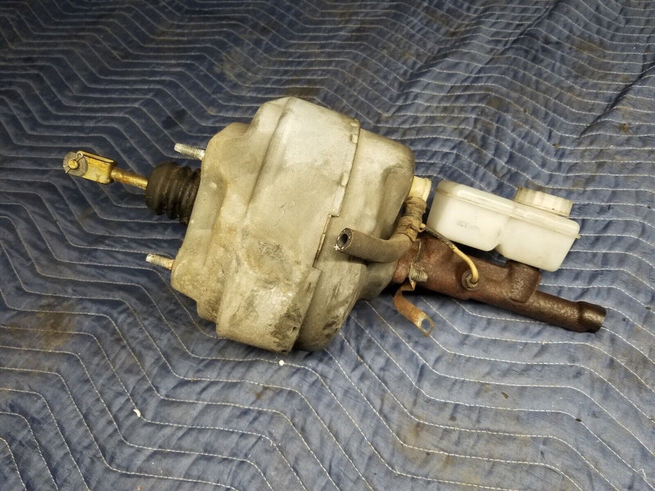 Volvo 240 244 245 Vacuum Brake Booster & Master Cylinder OEM #2644E