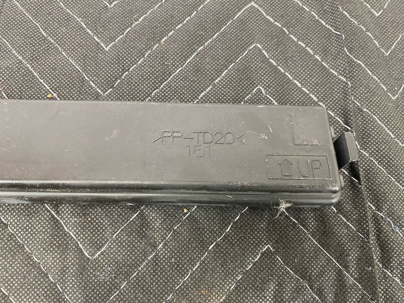 2009-2010 Pontiac Vibe Left Side Relay Fuse Box Cover Cap Lid Trim OEM #3133E