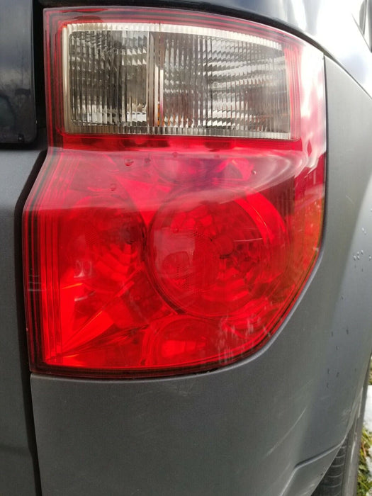 03-08 Honda Element Rear Passenger Side Taillight Tail Light Housing Right #12CN