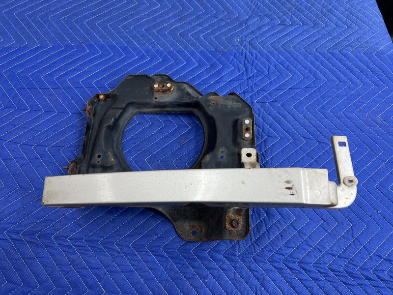 1998-2002 Isuzu Trooper Front LH & RH Pair Headlight Mounting Brackets OEM#958EM