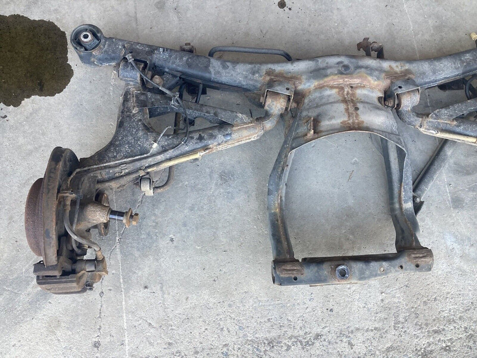 1988-1996 BMW E34 5 Series 525i 535i Rear Axle Assembly Carrier OEM #1918M