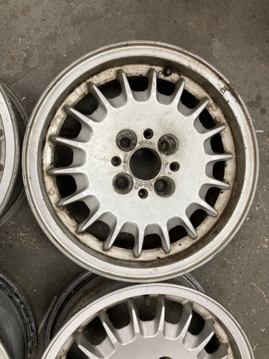 1982-1994 BMW E30 318i 325i Rims Set Of 4 1125688 6Jx14H2 E35 Mag OEM #2499M