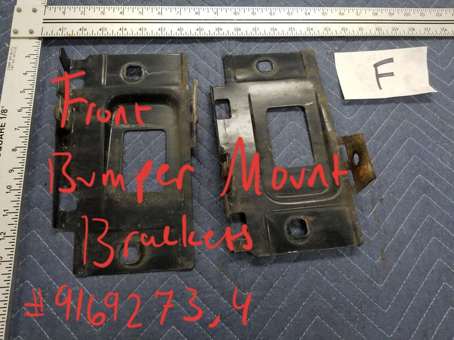 1998-2000 Volvo V70 V70R Wagon OEM Front Bumper Mount Brackets 9169273 #393AN