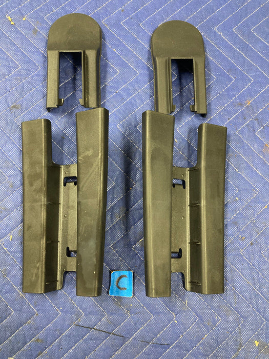 1998-2005 Land Rover Freelander Drivers Side Seat Track Cover Ends Cap #2999M