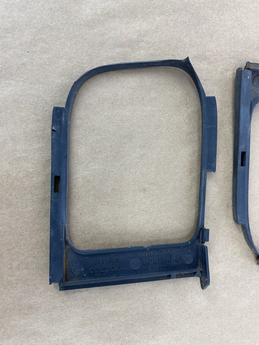 1998-2000 Volvo V70XC V70 S70 Fog Light Trim Bezel Pair L & R 9190410 OEM #2126E