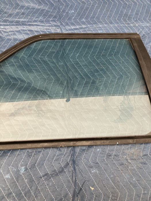 1982-1994 BMW E30 318i 325i Rear Right Pop Out Window Glass Coupe RH OEM #2237M