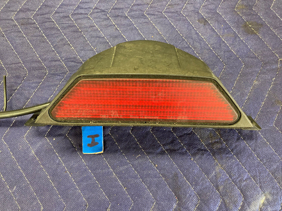 1982-1994 BMW E30 318i 325i Tail Light Housing Center 3rd Late Model #2487M