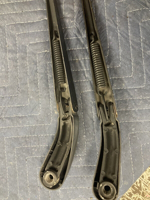 2005-2007 Volvo S60R S60 V70R Windshield Wiper Arms Pair 30697573 #1544M