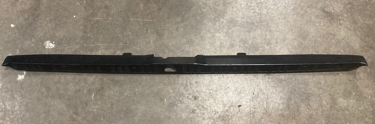 BMW OEM 1985-91 Trunk Trim Panel 1904968 E30 325eS 325i 325is 318i 318i #92M