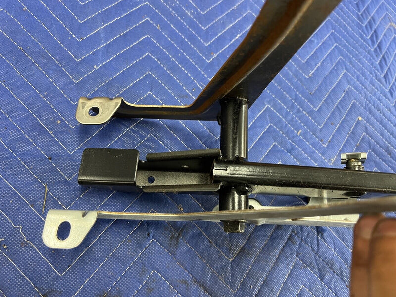 2005-2007 Volvo S60R V70R Brake Pedal Bracket Pad Assembly OEM #1024EM