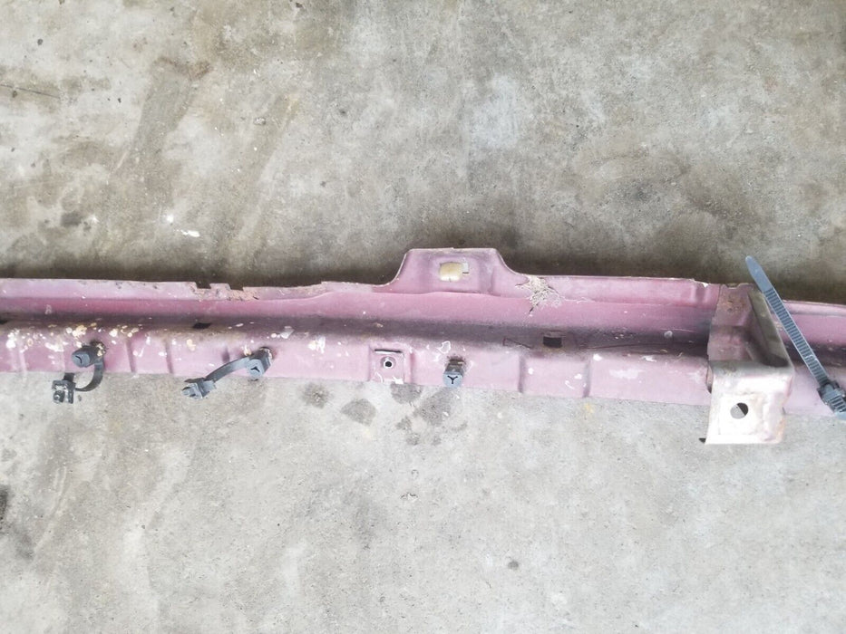 1984-93 BMW E30 318i 325i FRONT CLIP RADIATOR SUPPORT UPPER BRACKET OEM #CN582