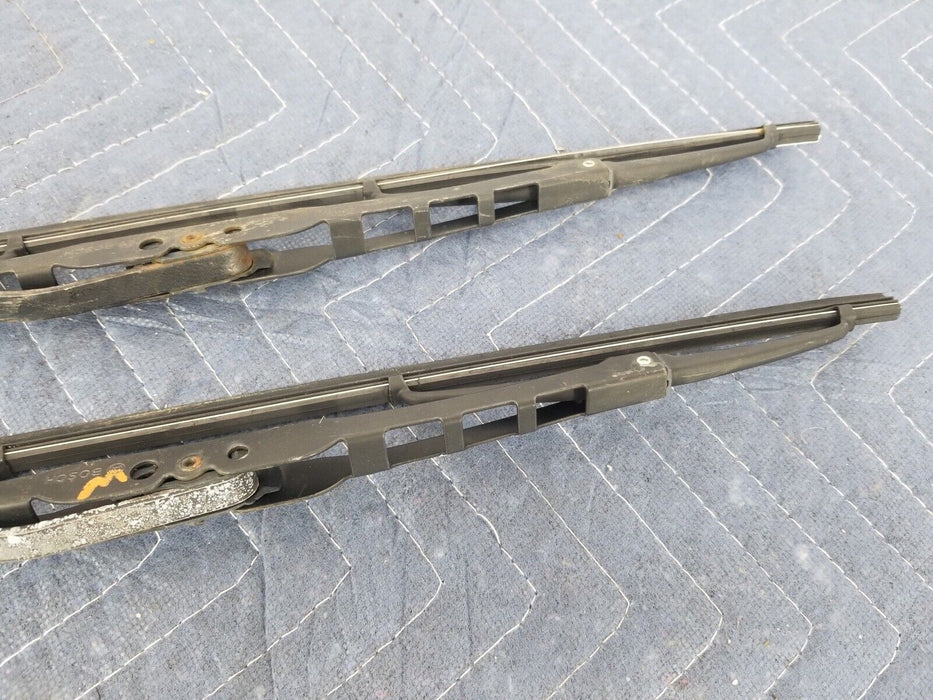 Volvo 240 244 245 Windshield Wiper Arm Pair Left & Right Pair OEM #2630E