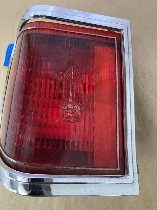 1976-1979 Cadillac Seville Left Drivers Rear Tail Light Housing Brake OEM #1771M